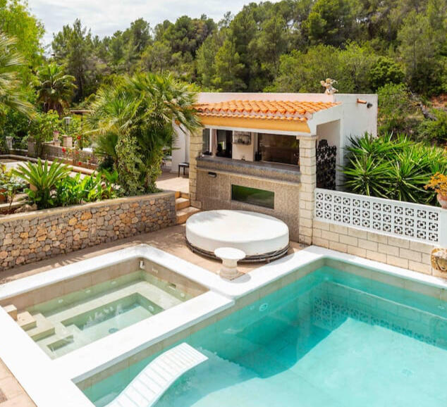 Buscastell Villa Ibiza Pool Jacuzzi